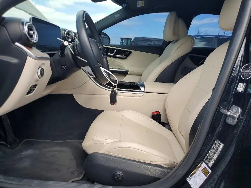 2023 MERCEDES-BENZ C 300  