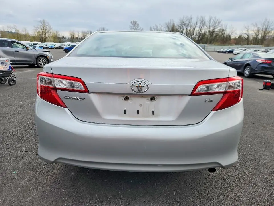2012 TOYOTA CAMRY LE  