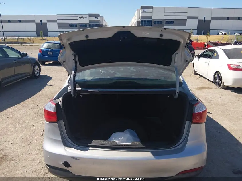 2016 KIA FORTE LX