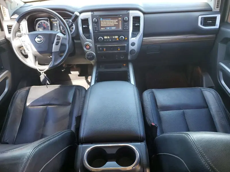 2017 NISSAN TITAN   