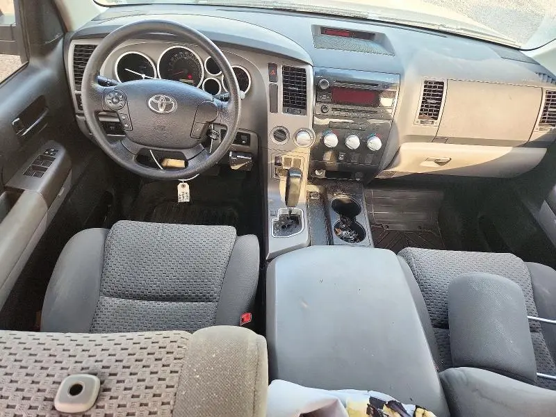 2013 TOYOTA TUNDRA CREWMAX SR5  