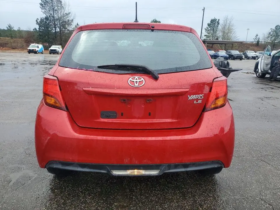 2017 TOYOTA YARIS 5-DOOR LE  