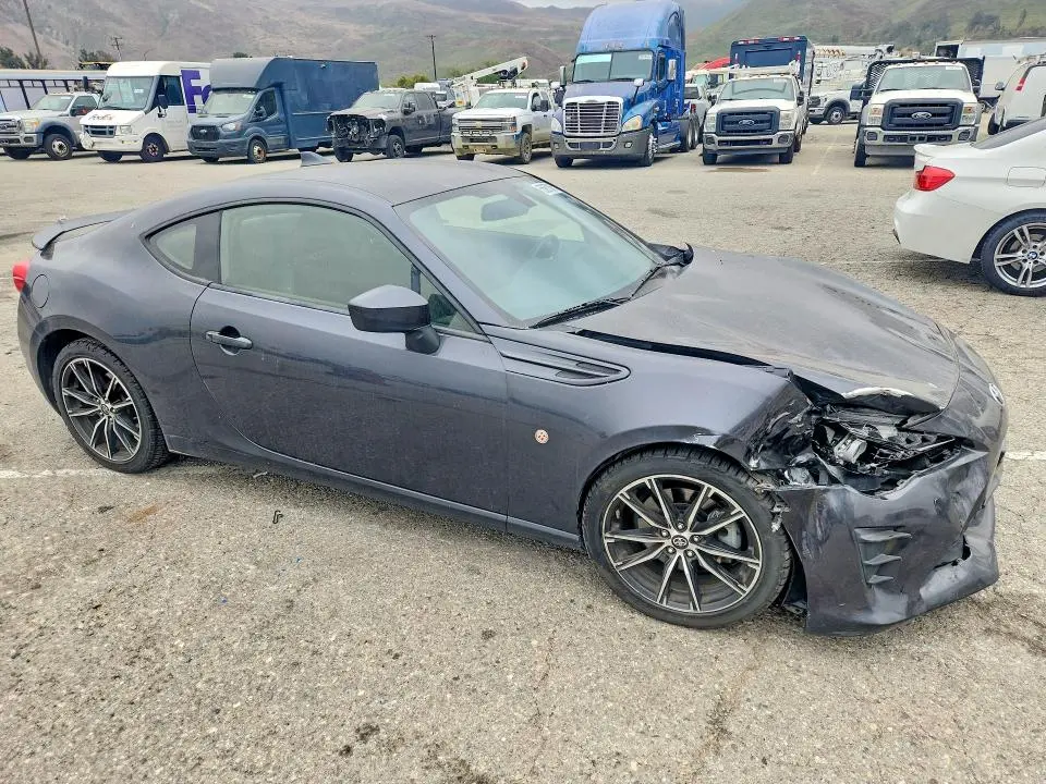 2018 TOYOTA 86 BASE  