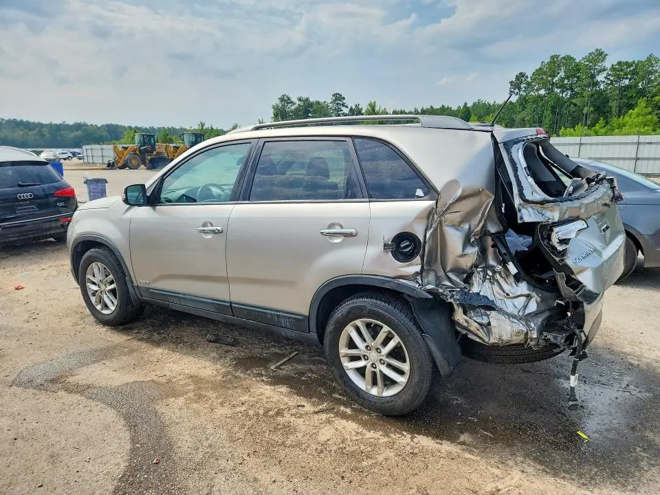 2015 KIA SORENTO LX  