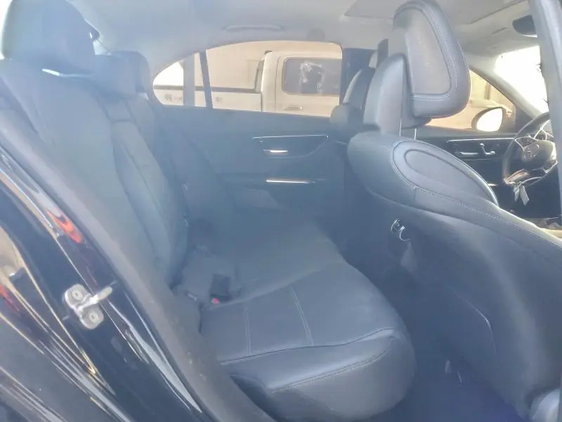 2024 MERCEDES-BENZ C 300  