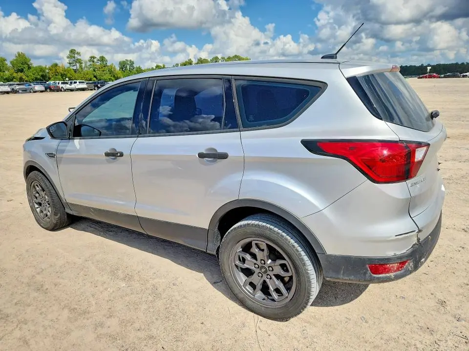 2019 FORD ESCAPE S  