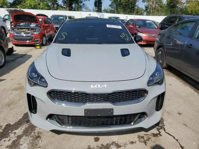 2023 KIA STINGER GT2  
