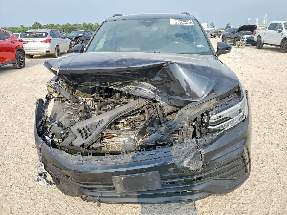 2022 VOLKSWAGEN TIGUAN SE R-LINE BLACK  