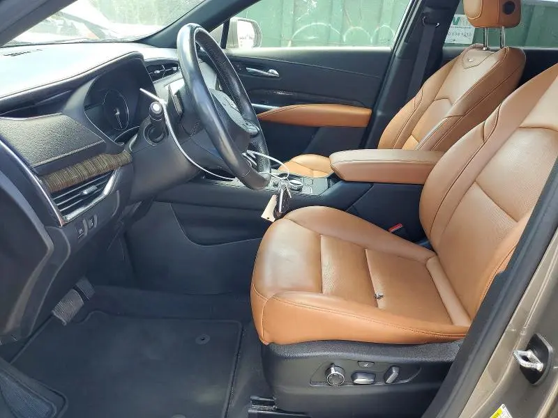 2020 CADILLAC XT4 PREMIUM LUXURY  