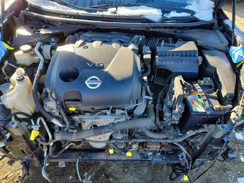 2011 NISSAN MAXIMA S  