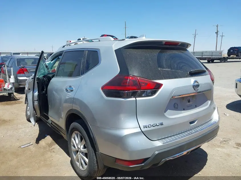 2018 NISSAN ROGUE SV