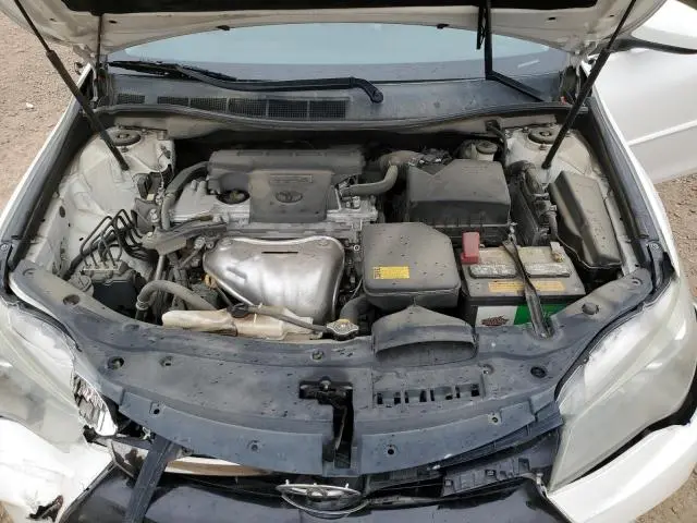 2015 TOYOTA CAMRY LE  