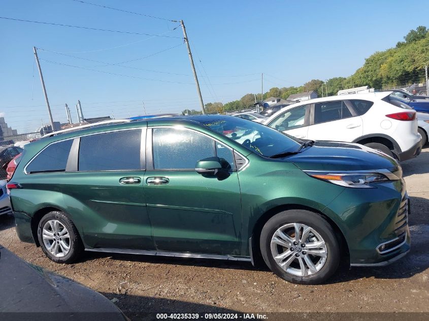 2022 TOYOTA SIENNA PLATINUM