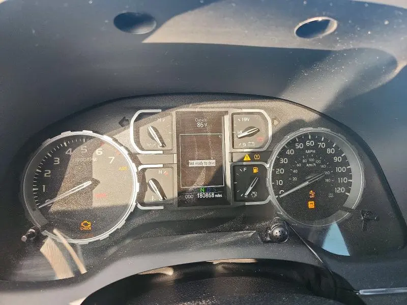 2020 TOYOTA TUNDRA CREWMAX SR5  