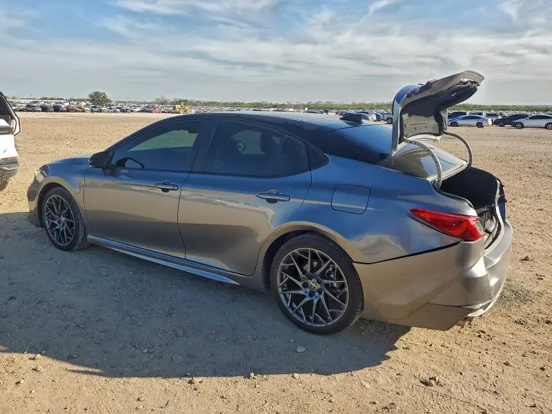 2025 TOYOTA CAMRY XSE  