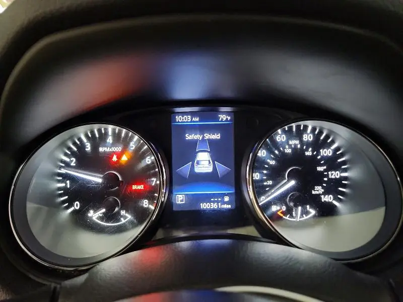 2018 NISSAN ROGUE SV  