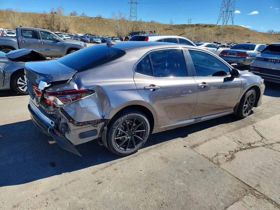 2021 TOYOTA CAMRY LE  