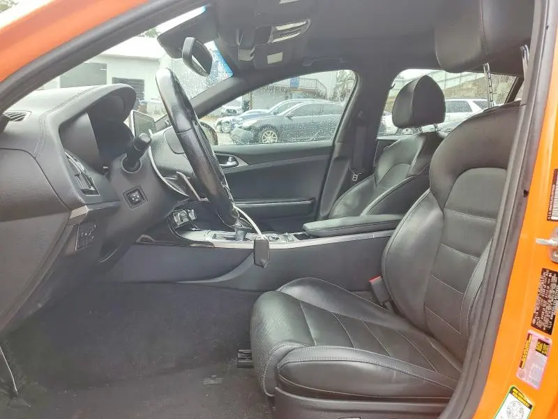 2020 KIA STINGER GT2  