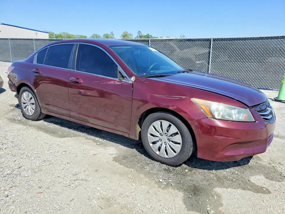 2011 HONDA ACCORD LX  