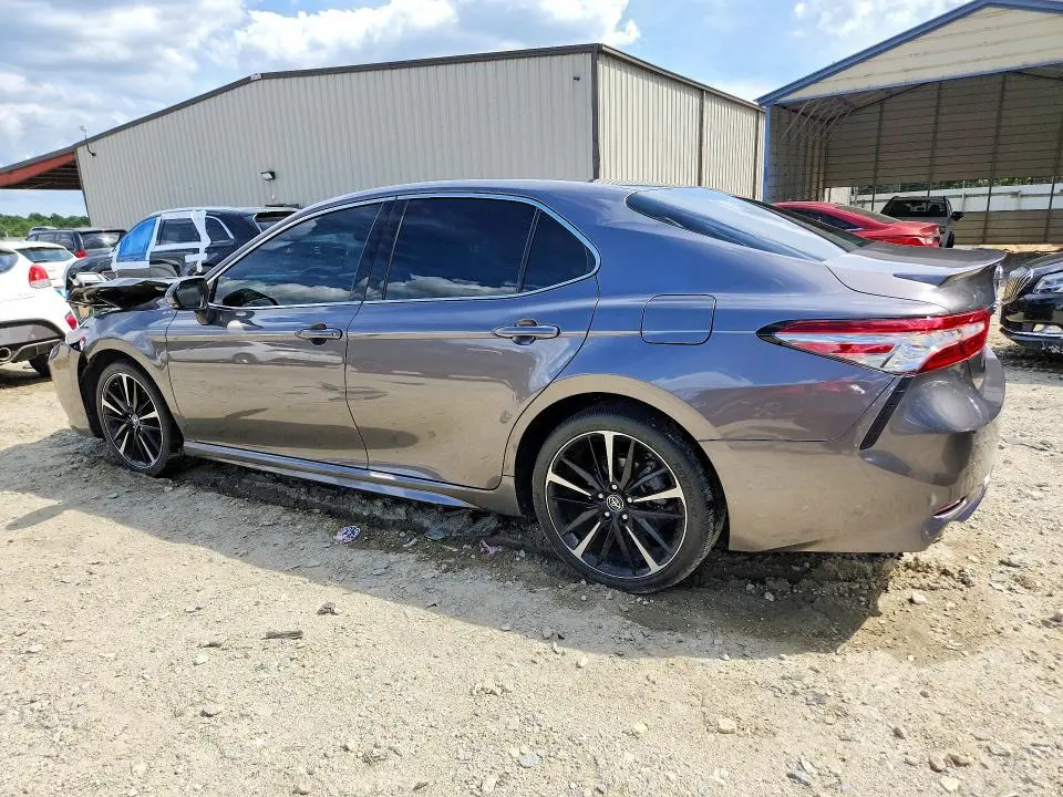 2018 TOYOTA CAMRY XSE  