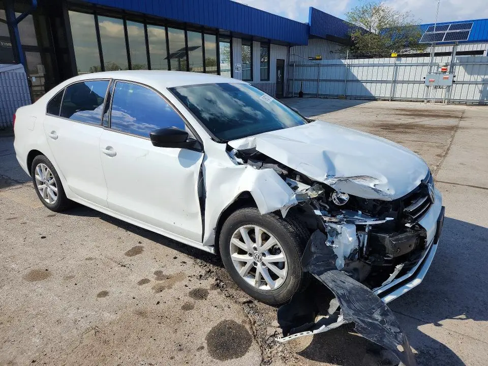 2015 VOLKSWAGEN JETTA SE  