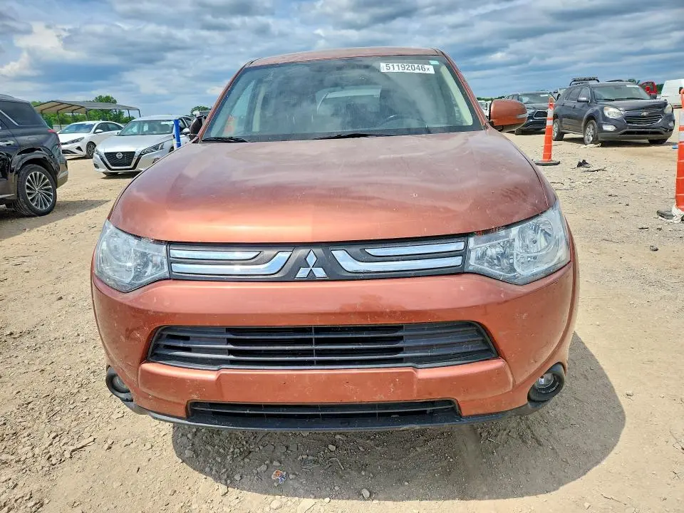 2014 MITSUBISHI OUTLANDER SE  