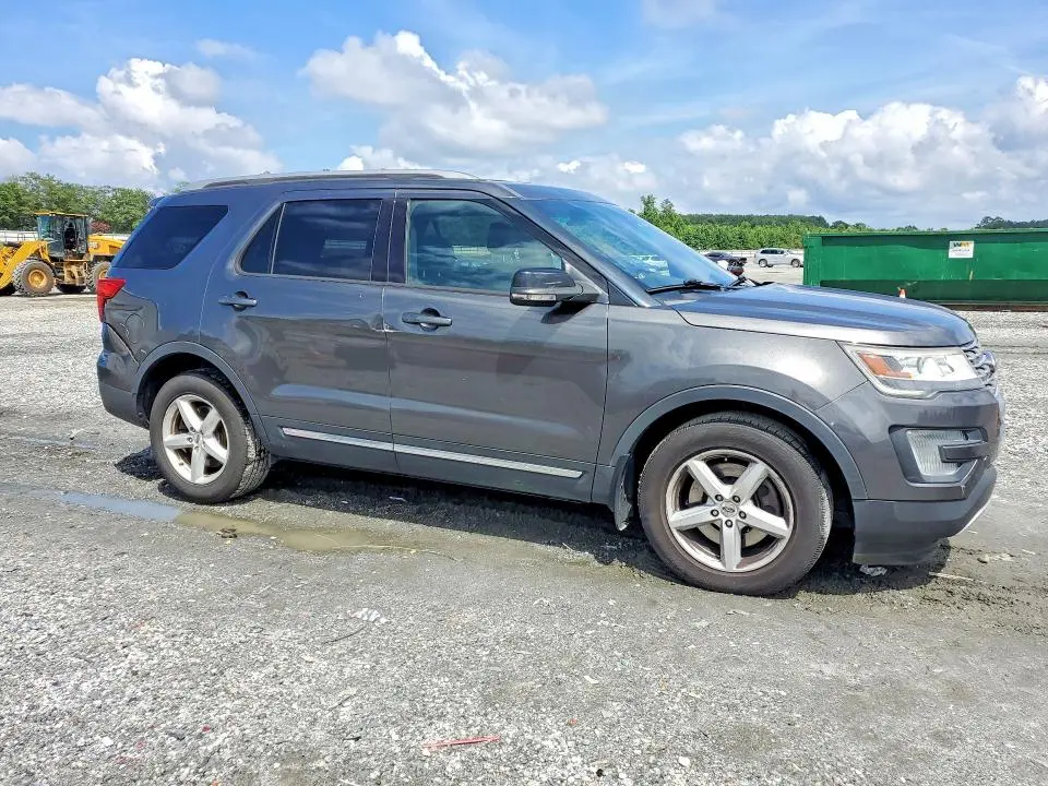2016 FORD EXPLORER XLT  