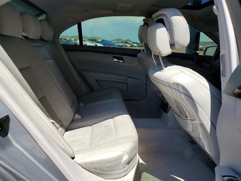 2011 MERCEDES-BENZ S 550  