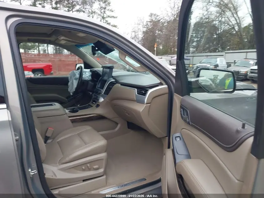 2019 GMC YUKON XL SLT