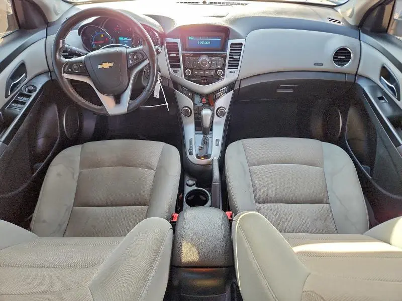 2013 CHEVROLET CRUZE LT  
