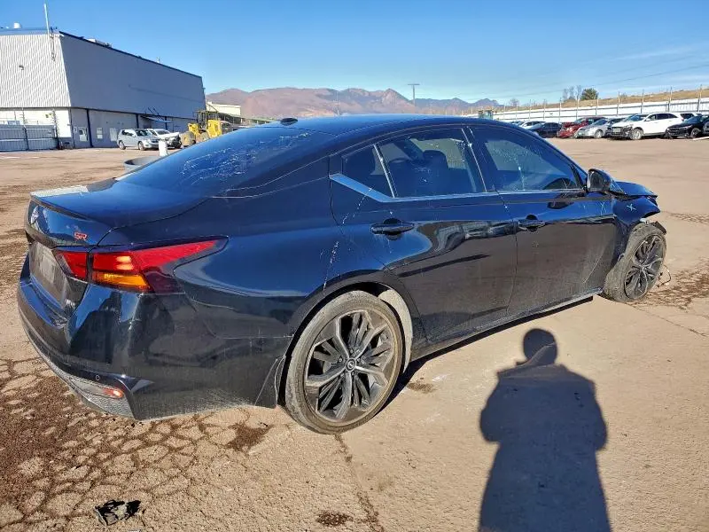 2024 NISSAN ALTIMA SR  