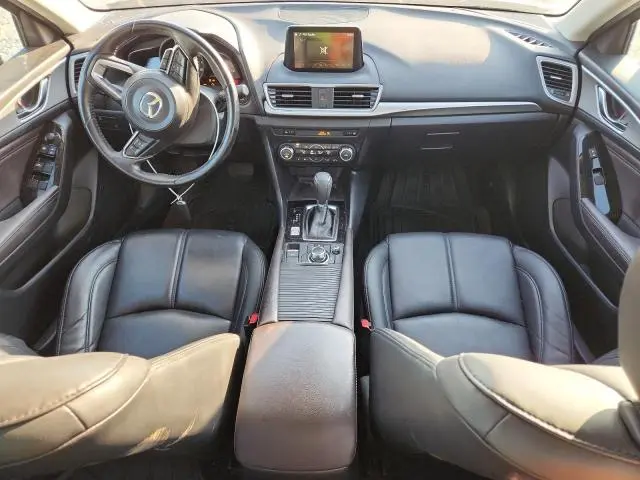 2018 MAZDA 3 TOURING  