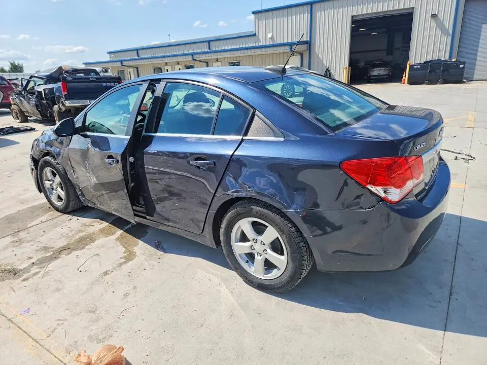 2015 CHEVROLET CRUZE LT  
