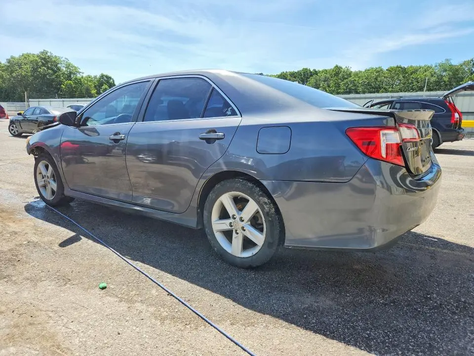 2012 TOYOTA CAMRY SE  