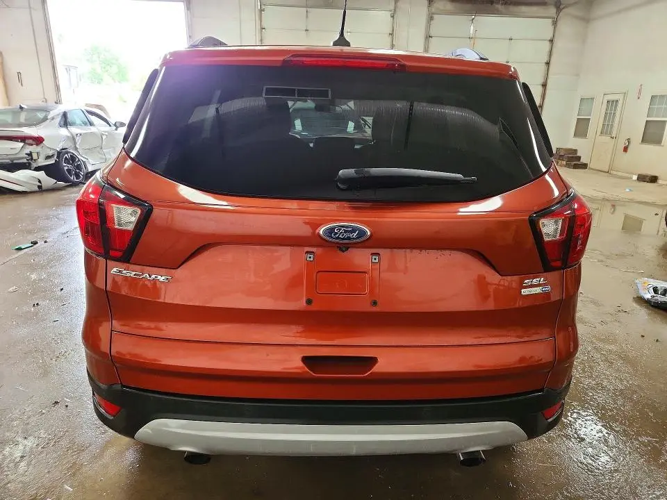 2019 FORD ESCAPE SEL  