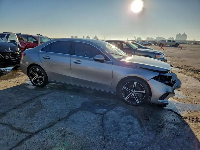 2020 MERCEDES-BENZ A 220  