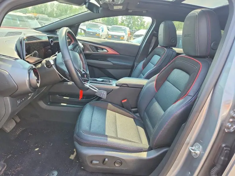 2025 CHEVROLET EQUINOX RS  