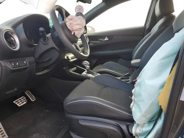 2024 KIA FORTE GT LINE  