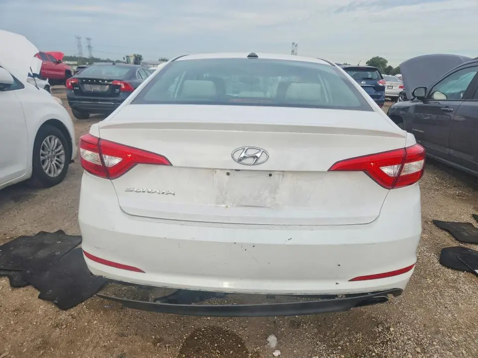 2017 HYUNDAI SONATA SE  