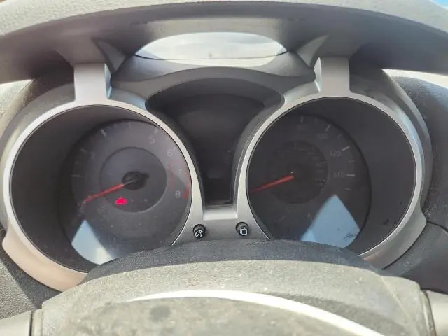 2013 NISSAN JUKE S  