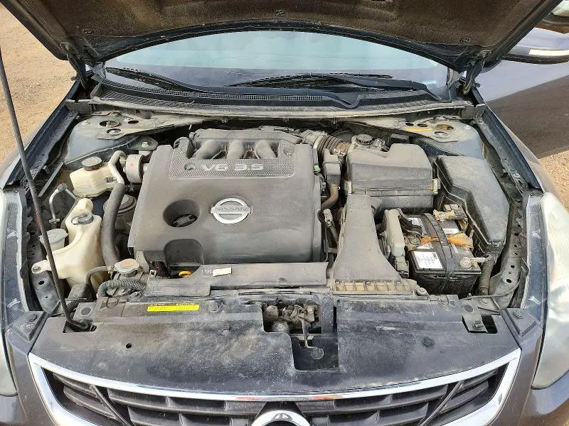 2010 NISSAN ALTIMA SR  