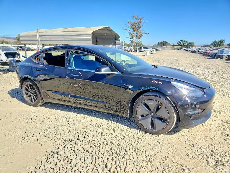 2018 TESLA MODEL 3   