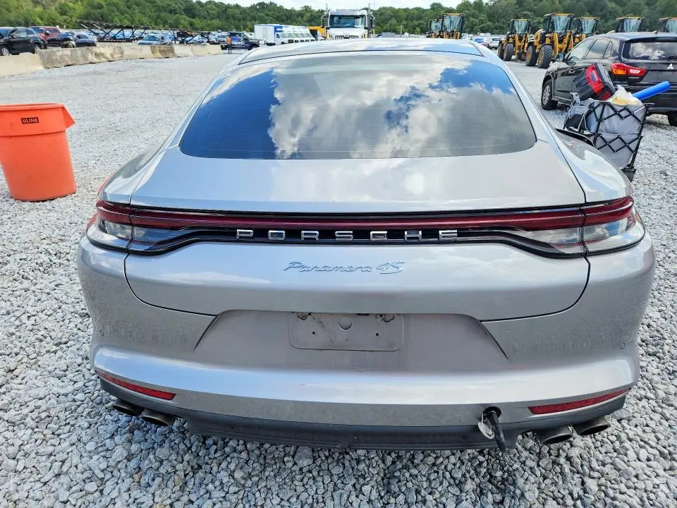 2021 PORSCHE PANAMERA 4S  