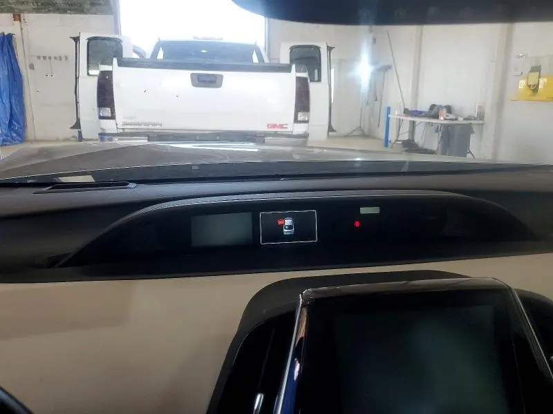 2018 TOYOTA PRIUS FOUR  