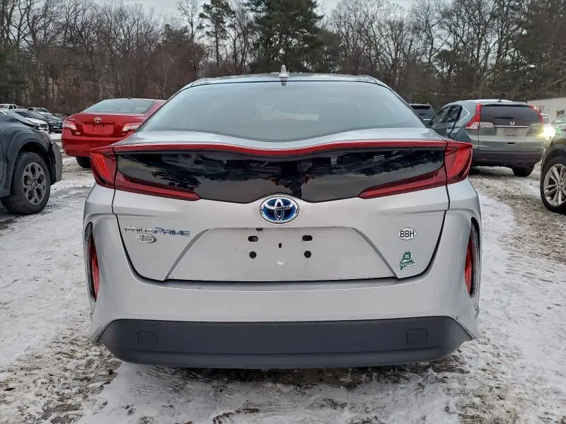 2021 TOYOTA PRIUS PRIME LE  