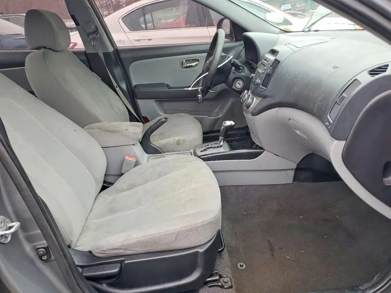 2010 HYUNDAI ELANTRA BLUE  