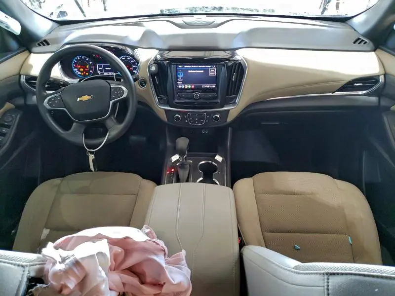 2022 CHEVROLET TRAVERSE LS  