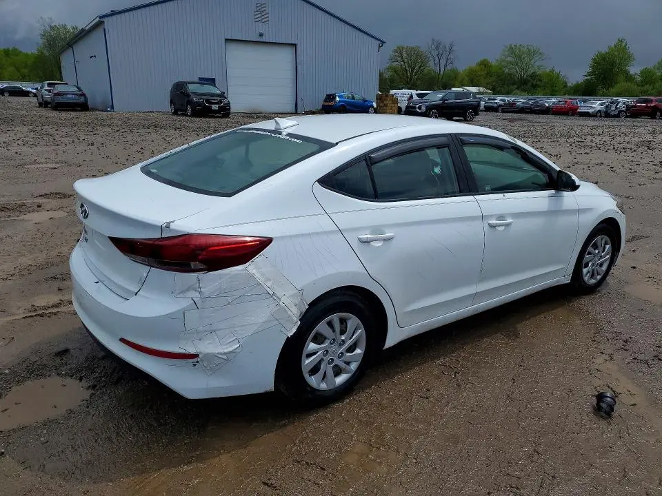 2017 HYUNDAI ELANTRA SE  