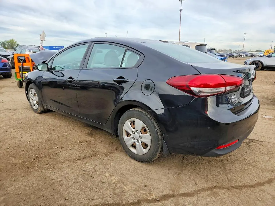 2018 KIA FORTE LX  
