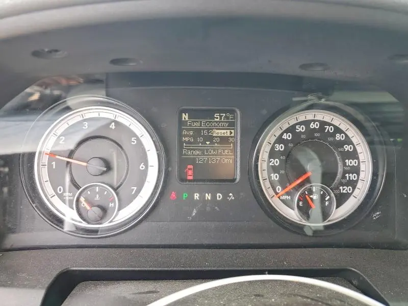 2015 RAM 1500 ST  
